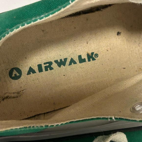 AIRWALKS mens size 6 sneakers in excellent shape - Picture 5 of 6